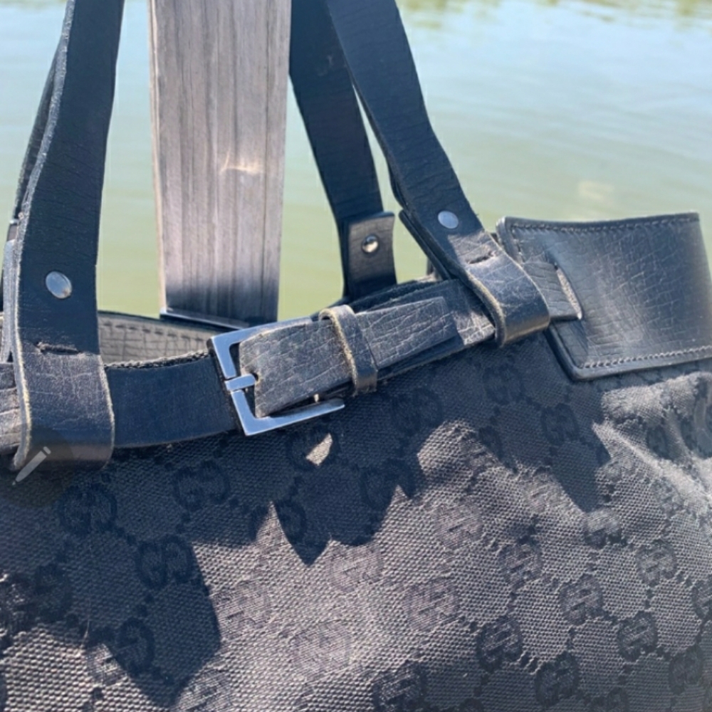 Gucci black signature monogram tote bag